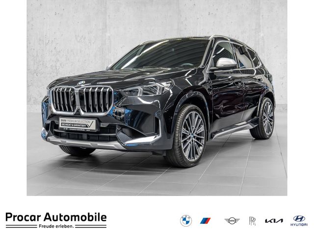 BMW X1 xDrive23i xLine HUD PANO ACC AHK RFK NAVI