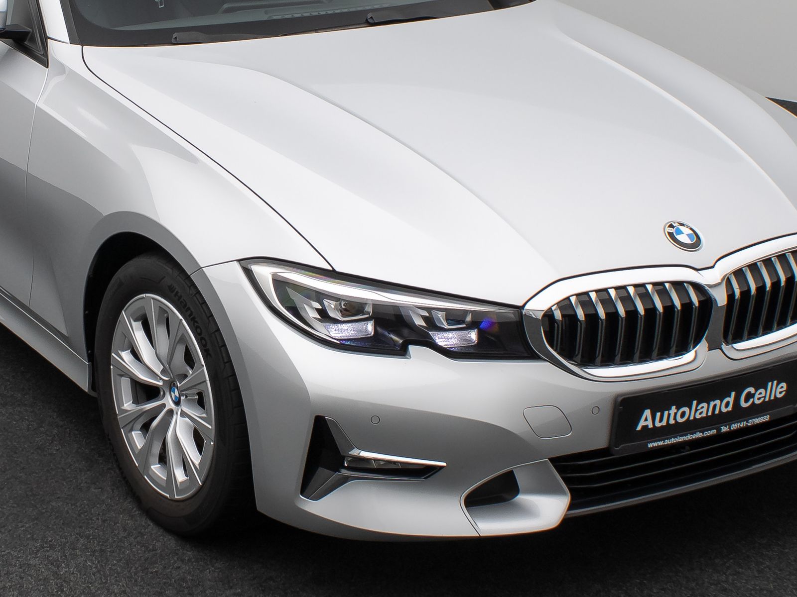 Fahrzeugabbildung BMW 318d DAB Leder PDC Geschwindigkeitsreg Sport LED