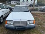 Mercedes-Benz 200 - Mercedes-Benz 200 in Bochum