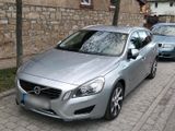 Volvo VOLVO V60 PLUG-IN HYBRID AWD (50KM ELEKTRI... - Volvo V60: Limousine