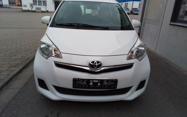 Toyota Verso-S