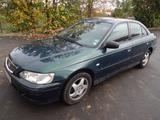 Honda Accord  Sedan 1.8i - Honda: Sedan