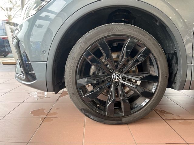 Fahrzeugabbildung Volkswagen Tiguan Allspace 2.0 TSI DSG R-LINE AHK PANO KAME