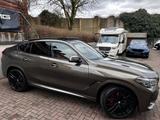 BMW X6 xDr40d M Sport PANO-SKY*B&W*Sitzklima*Massage - BMW: 6x