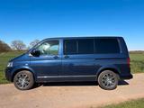 Volkswagen T5 Multivan Highline 2.0 TDI Leder Navi AHK - blaue Volkswagen T5 Multivan