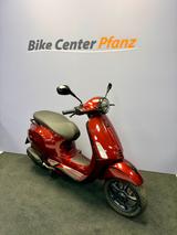 Vespa Primavera 125 Sonderlackierung Rubin-Rot  1 of 1 - VESPA S 125