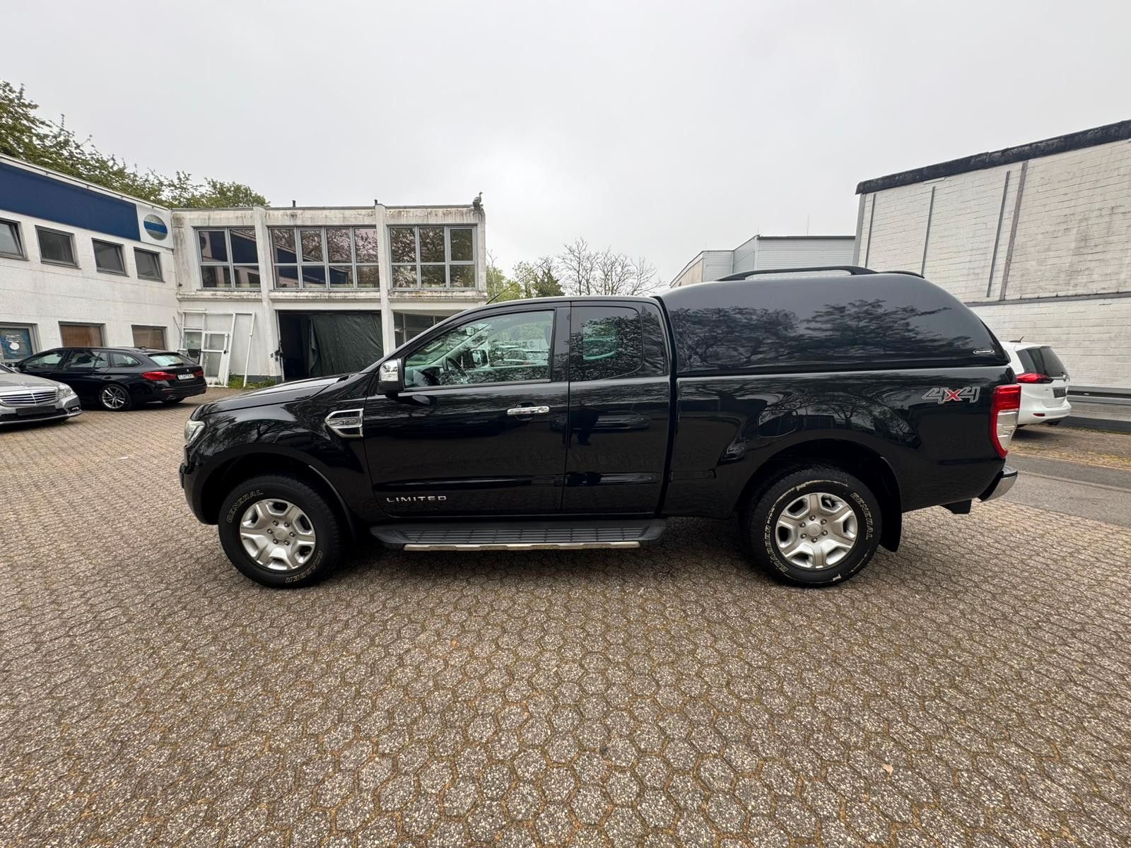 Ford Ranger Limited 3.2 TDCI Extrakabine 4x4 foto 3