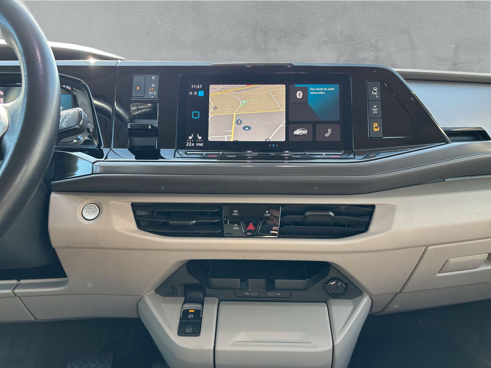 Fahrzeugabbildung Volkswagen T7 Multivan 2.0 TDI DSG RFK App-Connect