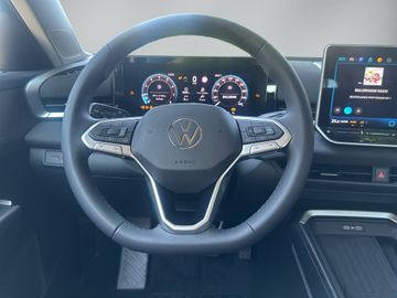 Volkswagen T-Roc - 5