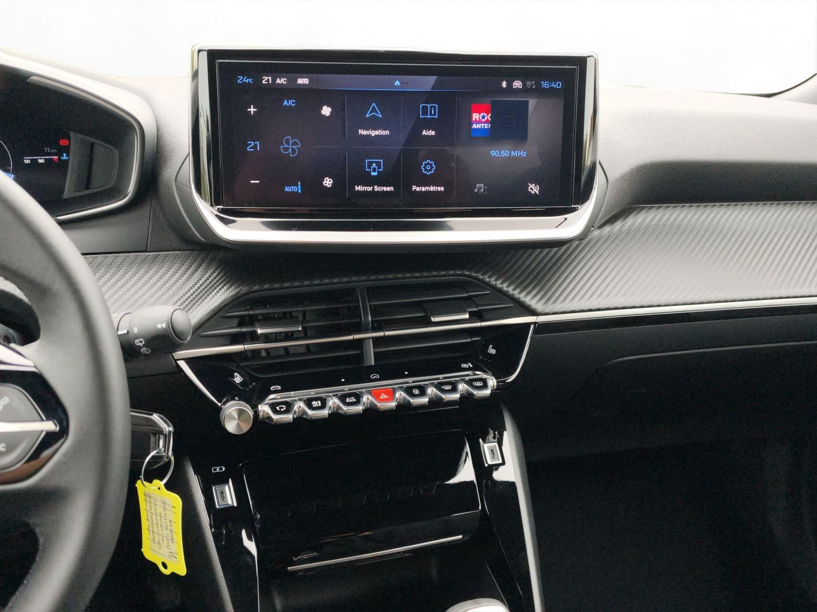 Peugeot 2008 Allure 100 Deutsches Fahrzeug Fast Vollauss
