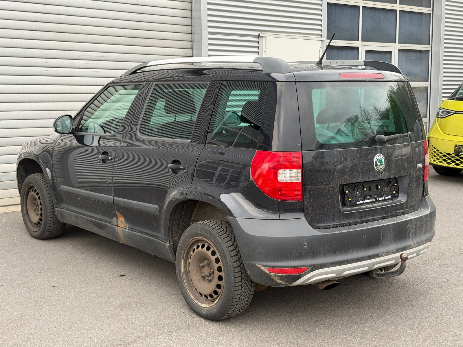 Fahrzeugabbildung SKODA Yeti Ambition Plus Edition AHK SHZ PDC GRA Klima