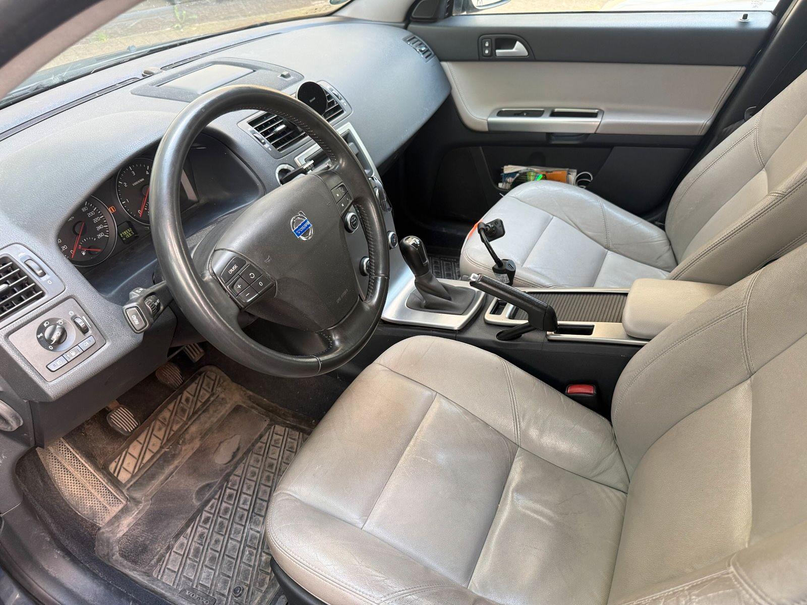 Volvo V50 2008 — photo 7