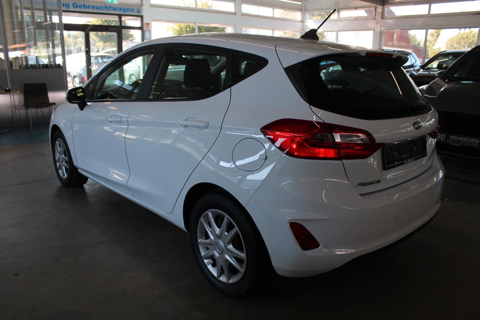 Fahrzeugabbildung Ford Fiesta 1,5 TDCi Cool & Connect 5-trg NAVI LED