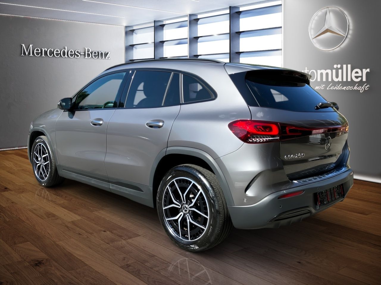 Fahrzeugabbildung Mercedes-Benz EQA 250 BONUS+AMG+NIGHT+KEYLESS+AMBIENTE+LED+KAM
