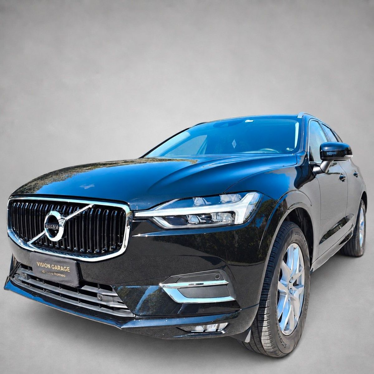 Volvo VOLVO XC60 2.0 B4 AWD 197 CV Geartronic Momentum