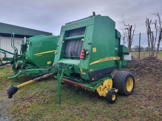 John Deere 582