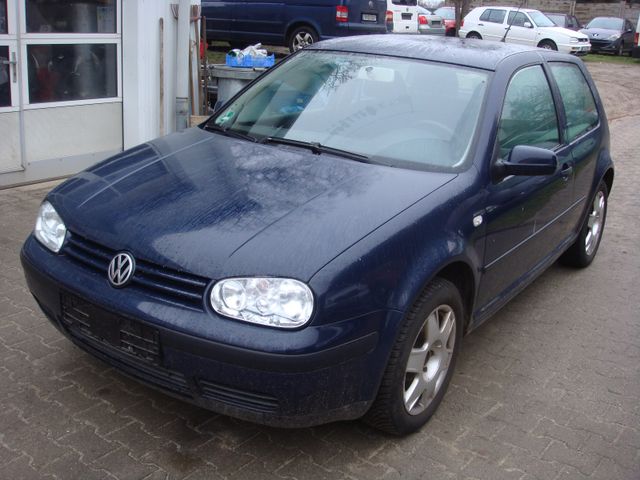 Volkswagen Golf 1.4 Basis