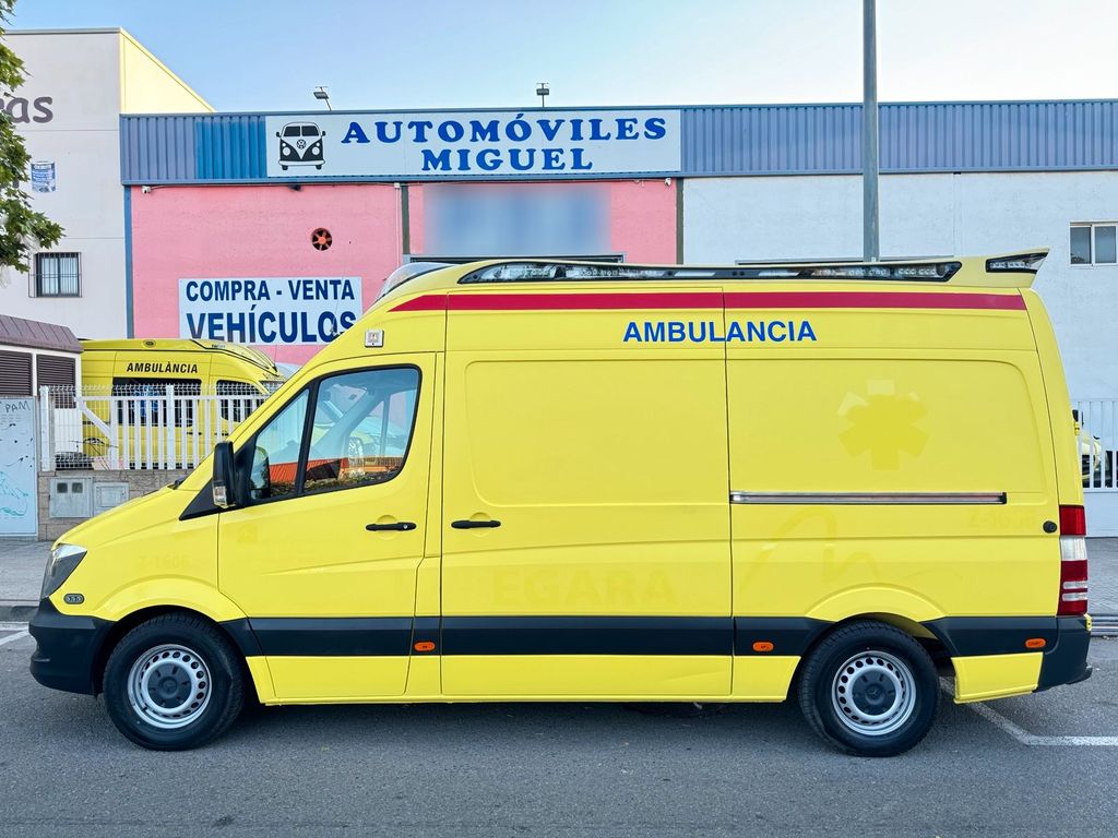Image of Mercedes-Benz Sprinter