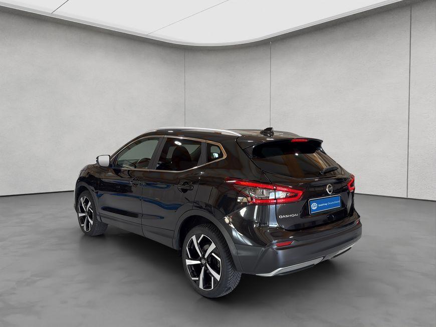 Nissan Qashqai 1.3 DIG-T 117 kW Tekna 4x2