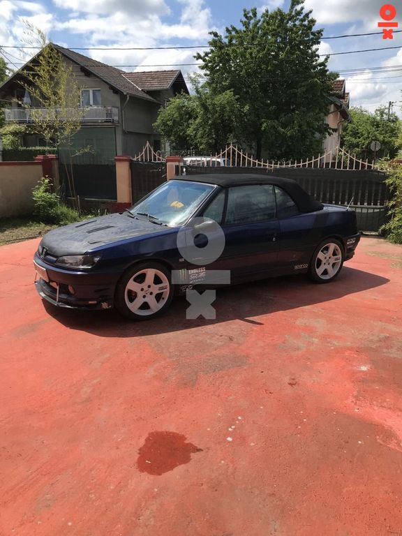 Peugeot 306