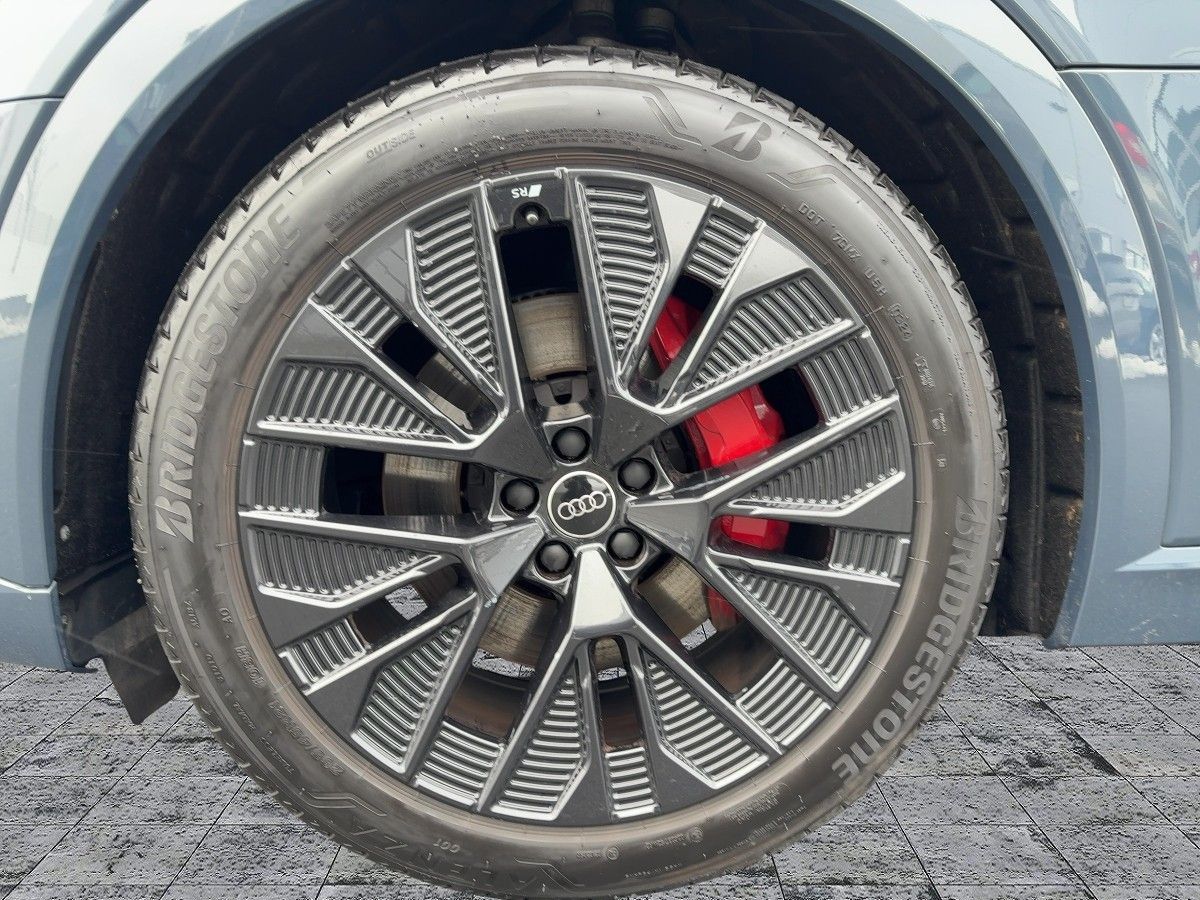 Audi Q8 e-tron - Bild 8