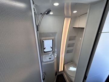 Westfalia James Cook AD 190PS 4x4 OFFROAD 360° Fußbodenhz.