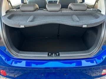 Hyundai i10 1.0 ATM AUTOMAT. SCHALTGETRIEBE TREND + NAVI