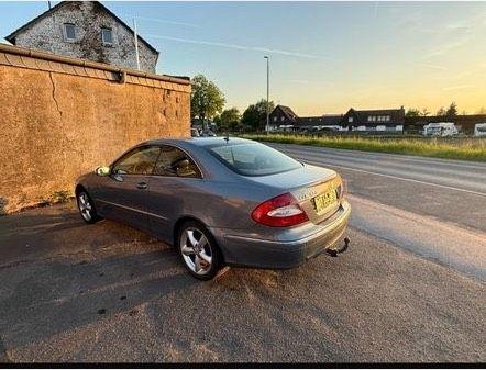 Mercedes-Benz CLK 320