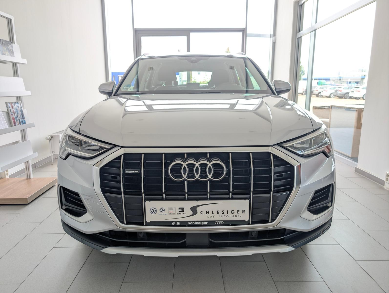Audi Q3  35 TDI quattro/AHK/SHZ/LED