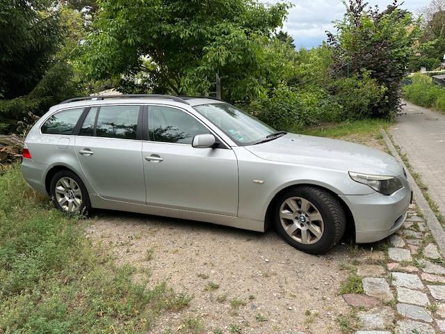 BMW 523 5 Touring 523 i, Feder gebrochen