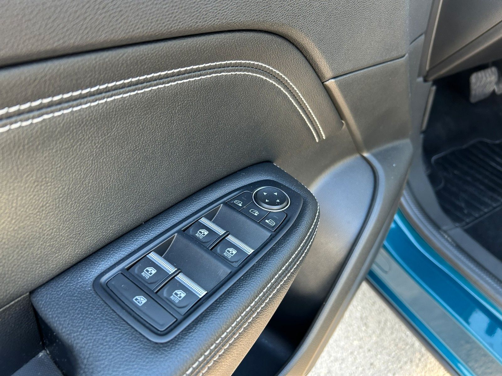 Fahrzeugabbildung Renault Arkana Intens " AUTOMATIK"