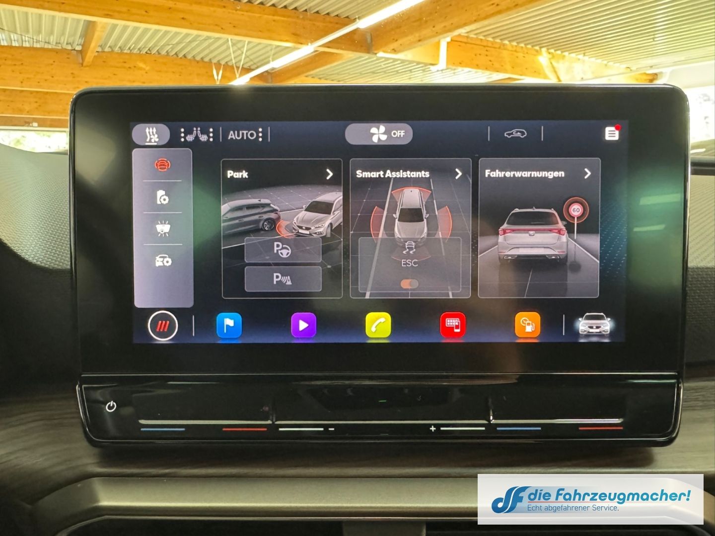 Fahrzeugabbildung SEAT Leon Sportstourer Xcellence e-HYBRID 1.4 EU6d Na