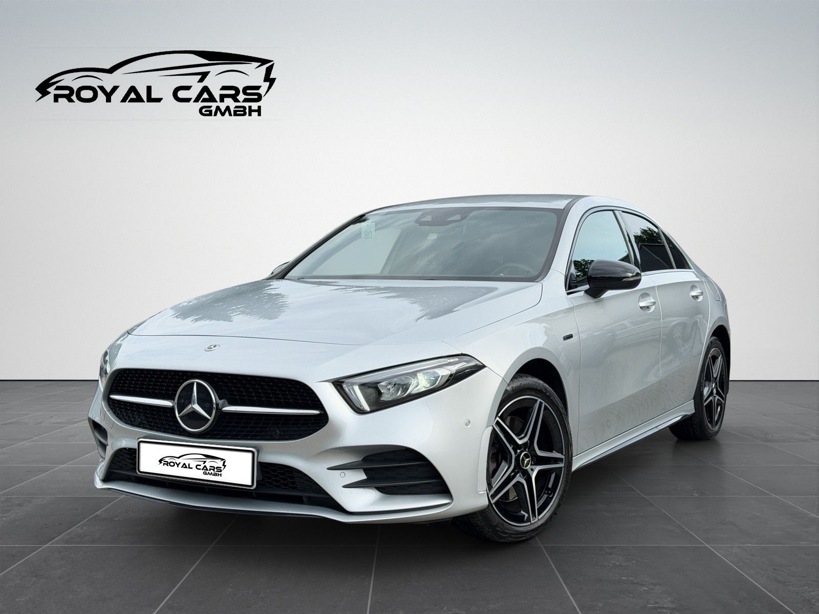 MERCEDES-BENZ A 250e Limousine AMG LINE WIDESCREEN*NAVI*LEDER!