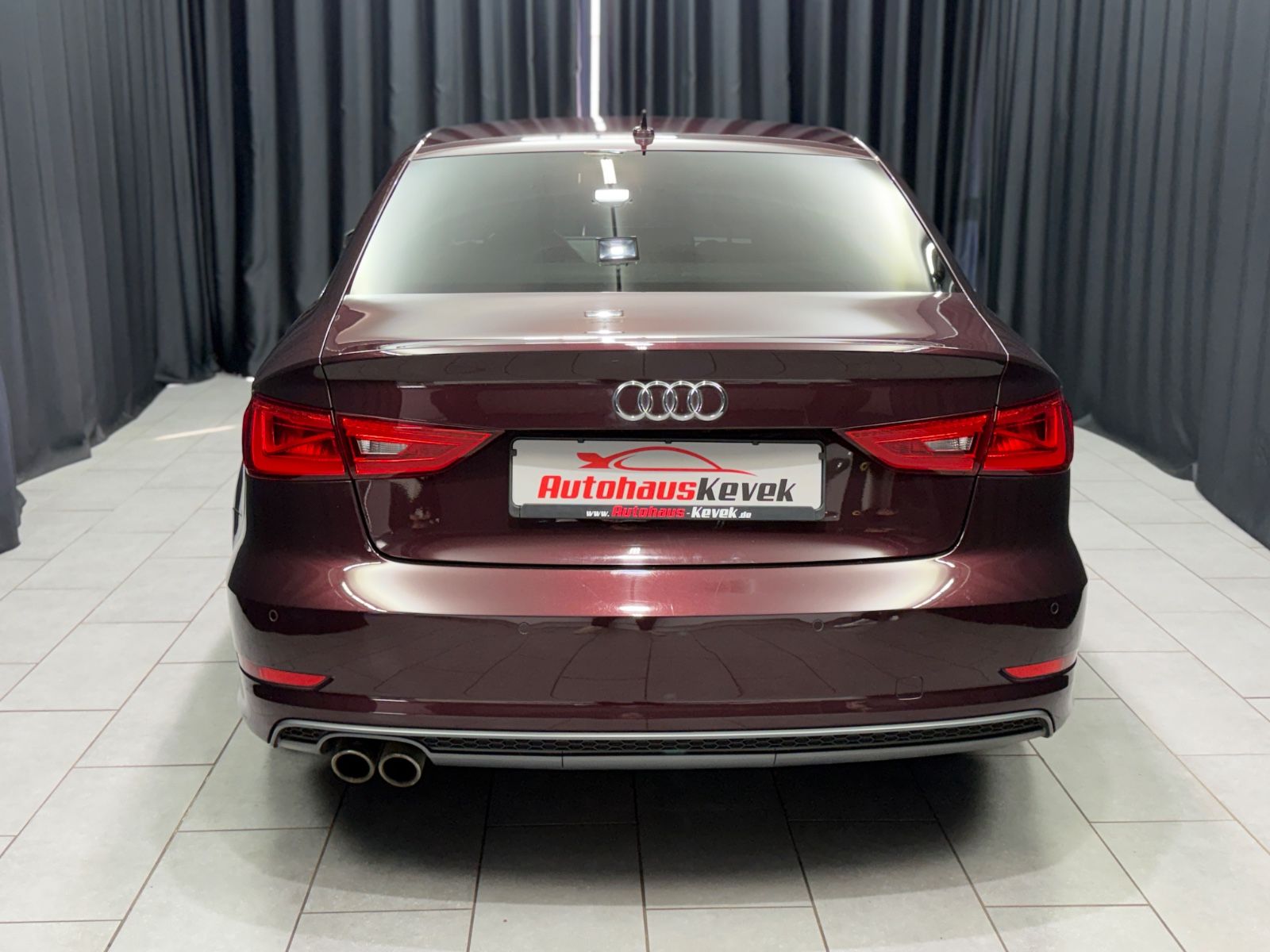 Fahrzeugabbildung Audi Audi A3 Limousine 2.0 TDI|3xS-LINE|B&O|S-TRONIC