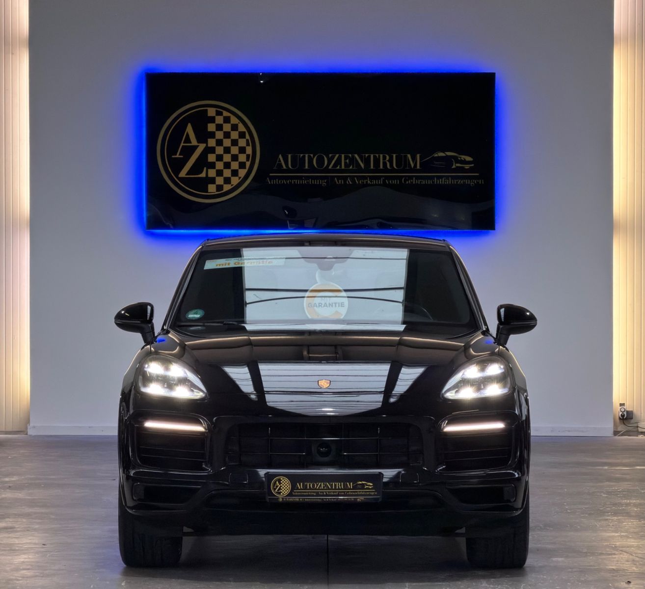 Porsche Cayenne Coupe E-Hybrid ALL BLACK *GARANTIE*PANO* imagem 2