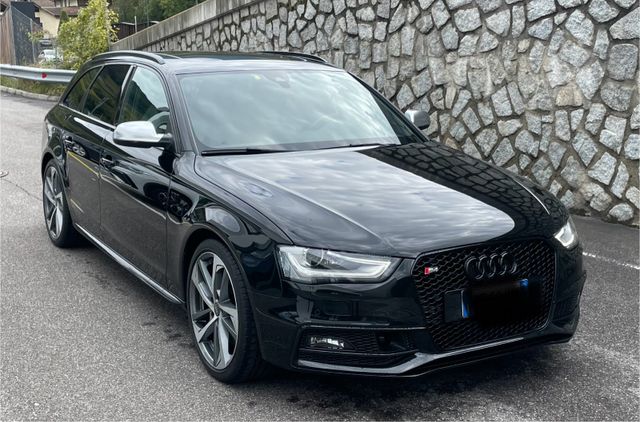 Audi S4 3.0 TFSI S tronic quattro Avant -