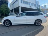 BMW 320 d Touring Sport Line Navi Laser HiFi ACC 1. - BMW 320 Gebrauchtwagen in Stuttgart