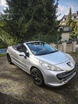 Peugeot 207 CC Platinum 120 Platinium - Peugeot 207 Platinium mit Benzin-Antrieb