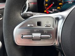 Fahrzeugabbildung Mercedes-Benz CLA 220d Shooting Brake AMG-Line Night Navi Pano