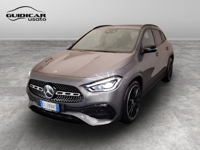 Mercedes-Benz GLA-H247 2020 - GLA 200 d Premium 