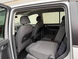 Volkswagen Touran Freestyle 7 Sitzer - Volkswagen Touran: Freestyle