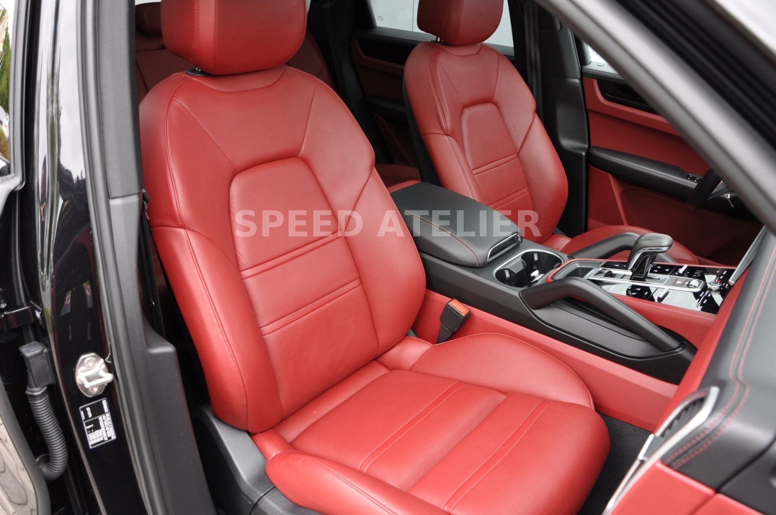Porsche Cayenne S APPROVED 21 PANO PASM AGA LED 1.HAND foto 12