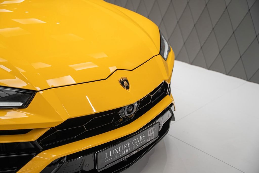 Urus 4.0 V8 S YELLOW/BLACK YELLOW PANO B&O - Bild 8