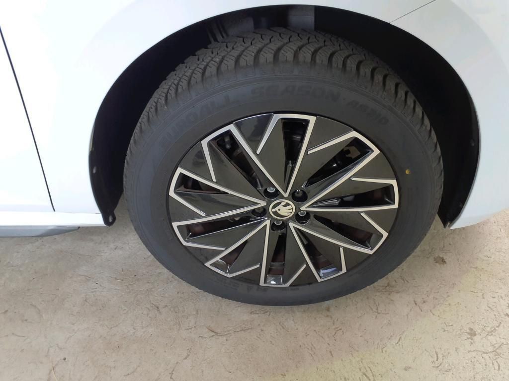 Skoda Kamiq Selection 1.0 TSI Klima*PDC*RFK*SH