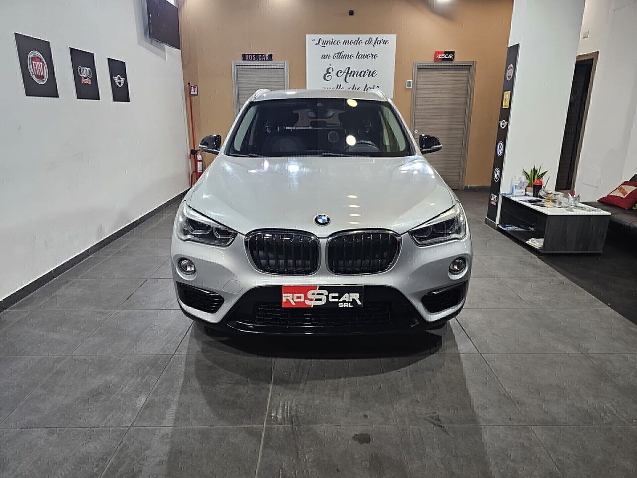 BMW X1 - 1