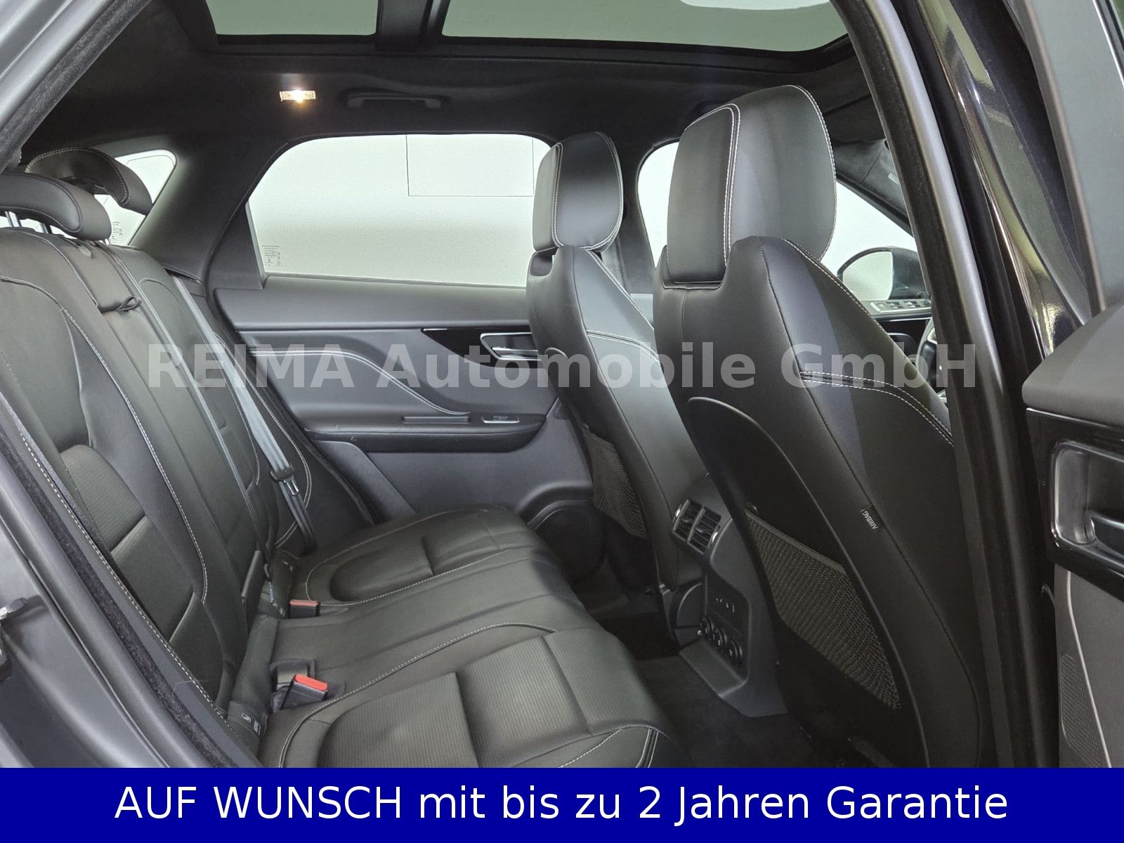 Fahrzeugabbildung Jaguar F-PACE R-Sport AWD, Pano, Meridian,