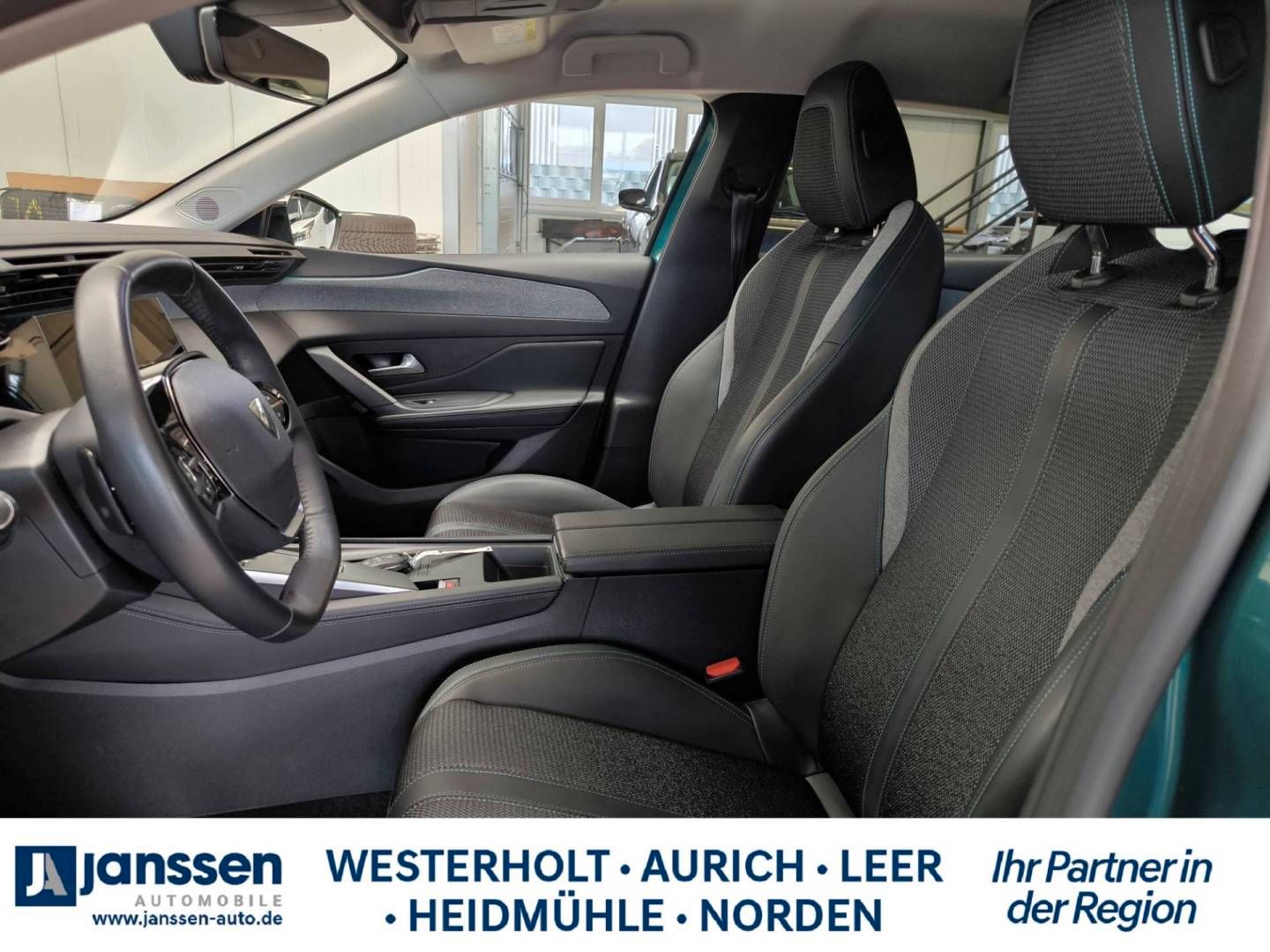 Fahrzeugabbildung Peugeot 308 SW PureTech 130 EAT8 Allure