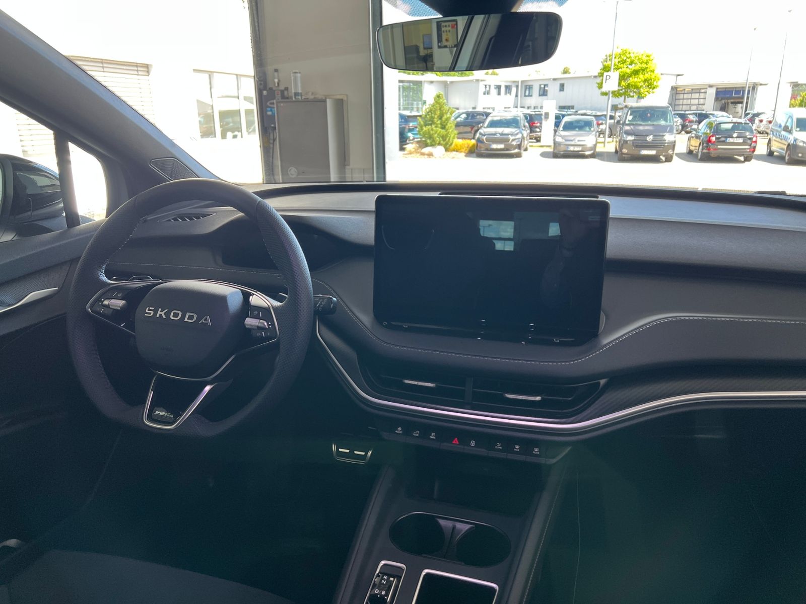 Fahrzeugabbildung SKODA Elroq 60 Sportline *AHK, Matrix-LED, Kamera*