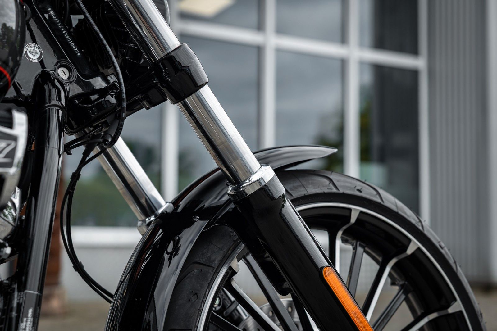 Fahrzeugabbildung Harley-Davidson FXBR Breakout 117 cui -Jekill & Hyde -