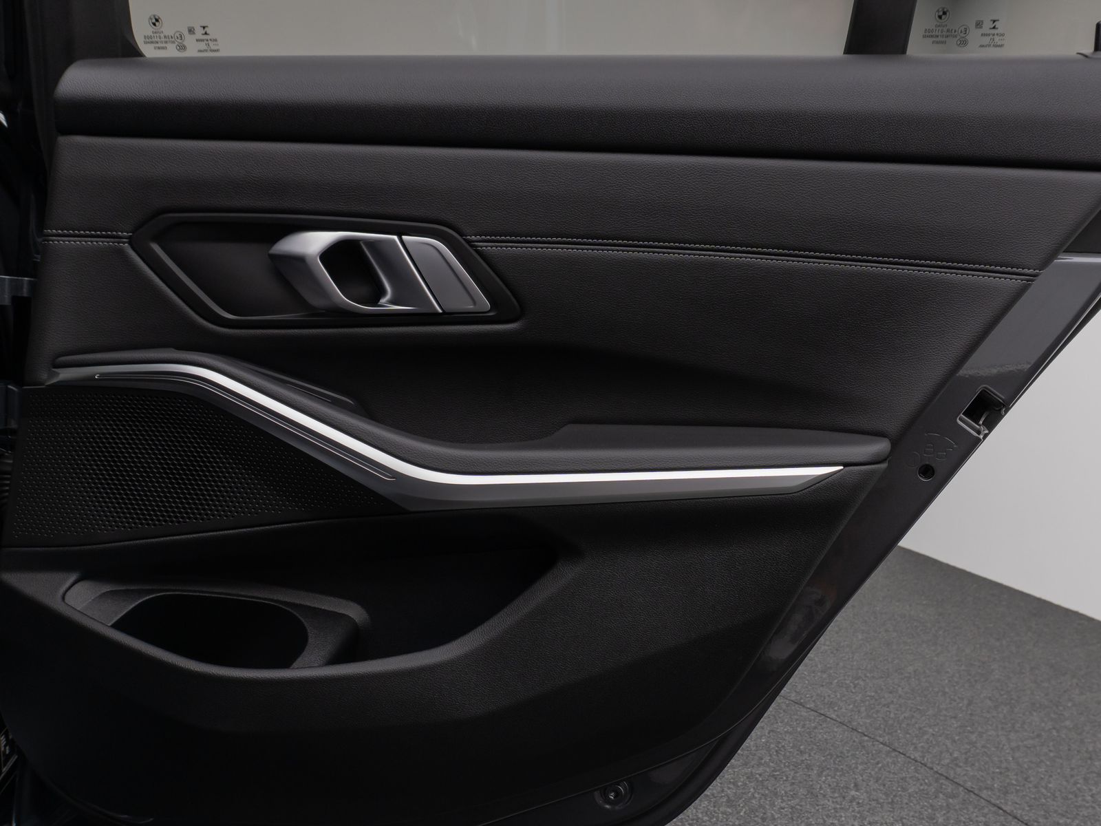 Fahrzeugabbildung BMW 320i xD Luxury Line El.Glasdach Kamera HiFi AHK